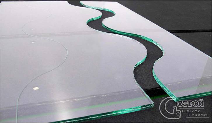 Как правильно резать стекло стеклорезом